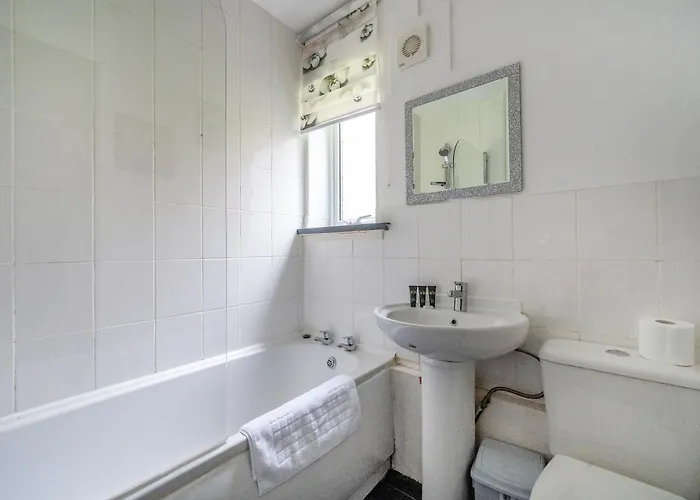 *rb26s* For Your Relaxed & Cosy + Free Parking + Free Fast Wifi * * Leeds (West Yorkshire)